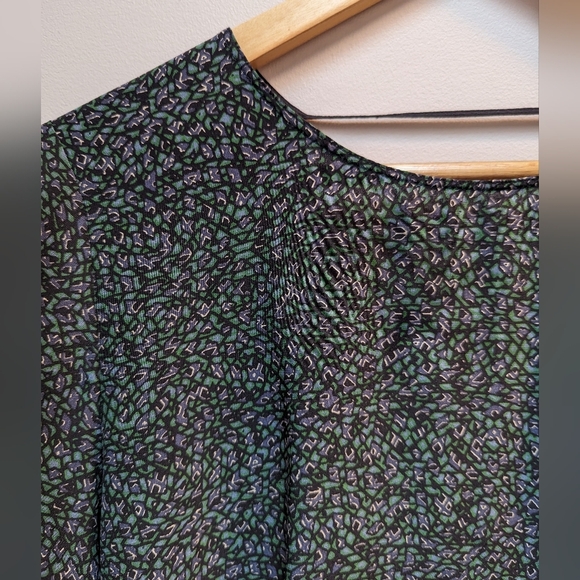 Wilfred 100% silk green printed tunic (size S) - Picture 3 of 7